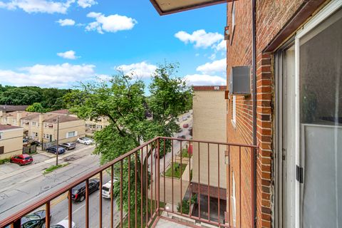 Tiny photo for 7830 W North Avenue #505, Elmwood Park, IL 60707 (MLS # 12412795)