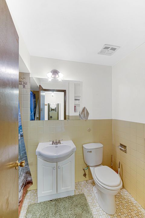 Tiny photo for 7830 W North Avenue #505, Elmwood Park, IL 60707 (MLS # 12412795)