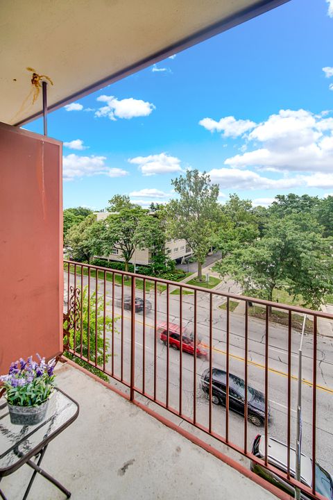 Tiny photo for 7830 W North Avenue #505, Elmwood Park, IL 60707 (MLS # 12412795)