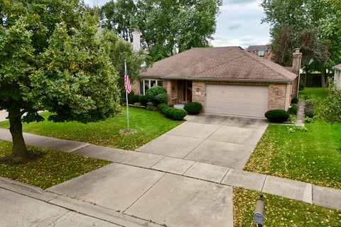 Tiny photo for 855 63rd Street, La Grange Highlands, IL 60525 (MLS # 12769325)