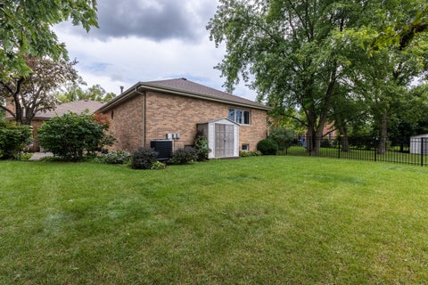 Tiny photo for 855 63rd Street, La Grange Highlands, IL 60525 (MLS # 12769325)