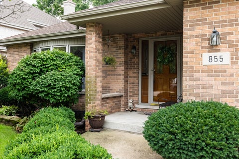 Tiny photo for 855 63rd Street, La Grange Highlands, IL 60525 (MLS # 12769325)