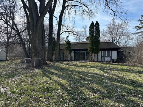 Tiny photo for 2507 Lincoln Avenue, Long Grove, IL 60047 (MLS # 12597999)