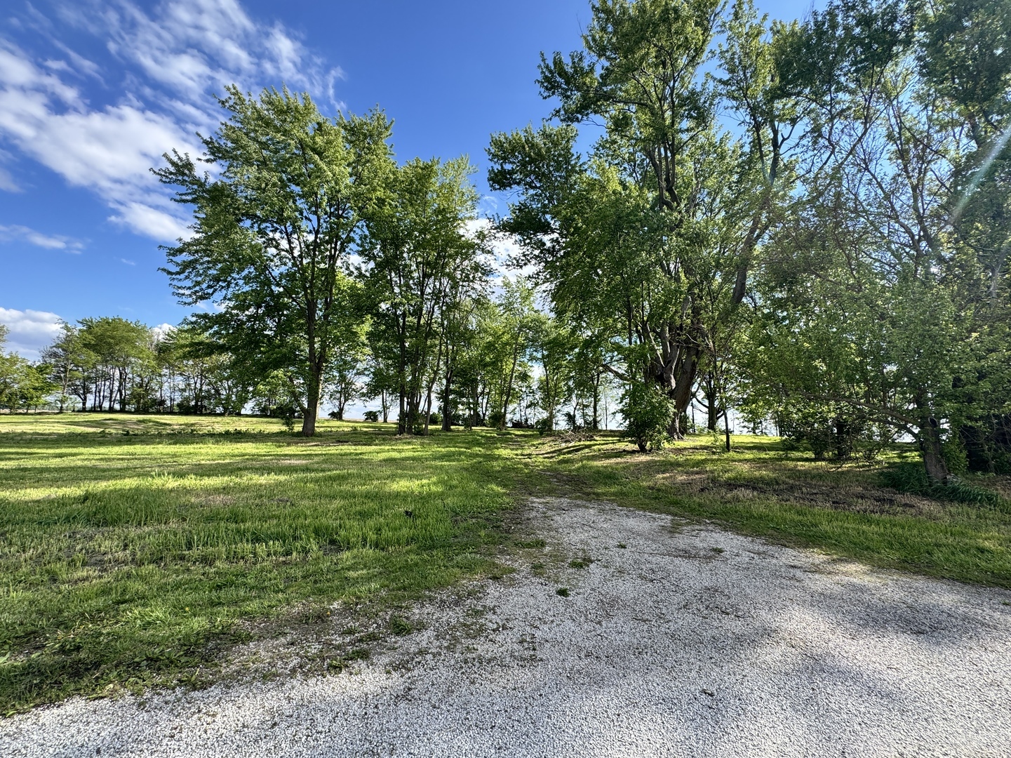 1971 County Road 1200 N
