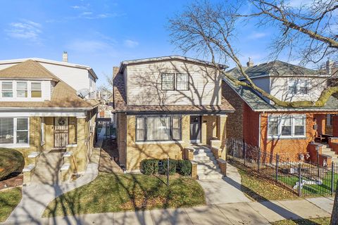 5124 W Saint Paul Avenue Chicago IL 60639