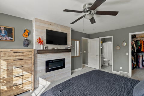 Tiny photo for 1450 TERRACE PARK Drive, Bettendorf, IA 52722 (MLS # 12785818)