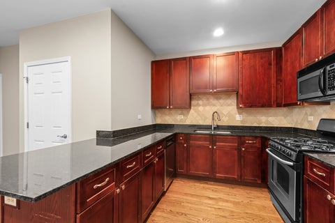 Tiny photo for 5300 N Lincoln Avenue #3C, Chicago, IL 60625 (MLS # 12740511)