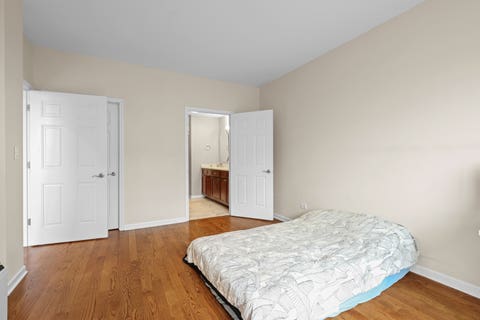 Tiny photo for 5300 N Lincoln Avenue #3C, Chicago, IL 60625 (MLS # 12740511)