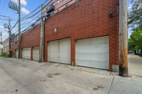 Tiny photo for 5300 N Lincoln Avenue #3C, Chicago, IL 60625 (MLS # 12740511)