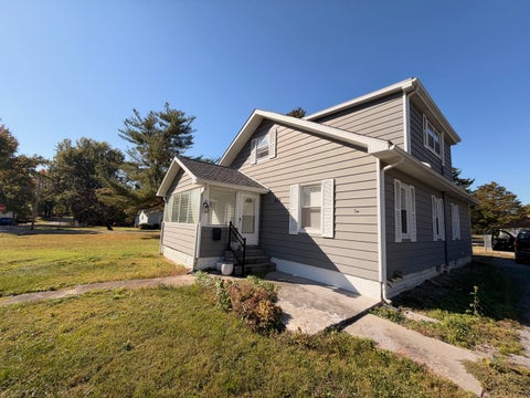 Photo of 803 Hickman Street, Benton, IL 62812 (MLS # 12792576)