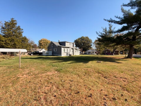 Tiny photo for 803 Hickman Street, Benton, IL 62812 (MLS # 12792576)