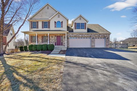 Photo of 1302 Deerpath Drive, Yorkville, IL 60560 (MLS # 12578755)