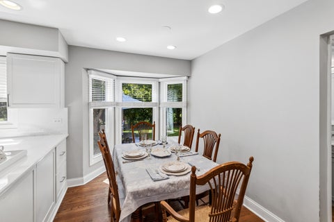 Tiny photo for 601 W Kingsley Drive, Arlington Heights, IL 60004 (MLS # 12739572)