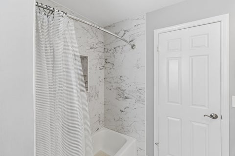 Tiny photo for 601 W Kingsley Drive, Arlington Heights, IL 60004 (MLS # 12739572)