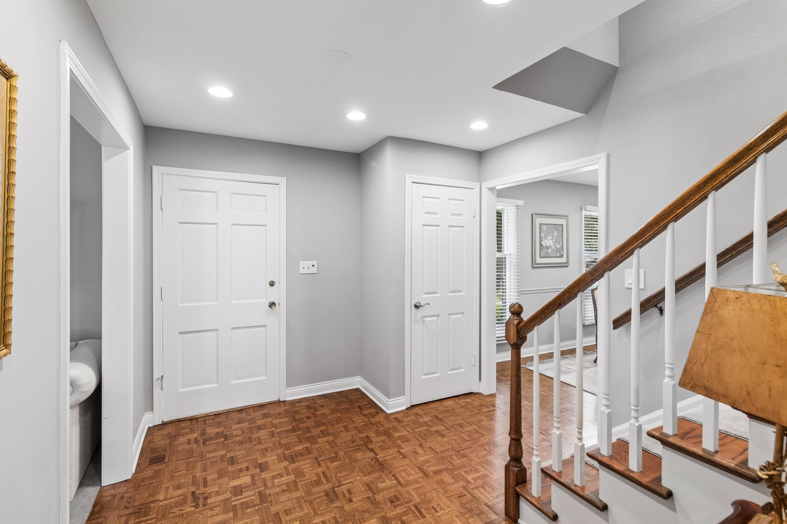 601 W Kingsley Drive