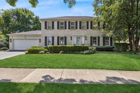 Photo of 601 W Kingsley Drive, Arlington Heights, IL 60004 (MLS # 12739572)