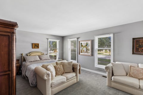 Tiny photo for 601 W Kingsley Drive, Arlington Heights, IL 60004 (MLS # 12739572)