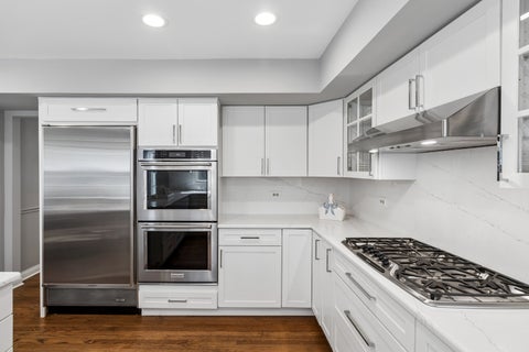 Tiny photo for 601 W Kingsley Drive, Arlington Heights, IL 60004 (MLS # 12739572)
