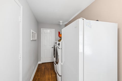 Tiny photo for 601 W Kingsley Drive, Arlington Heights, IL 60004 (MLS # 12739572)
