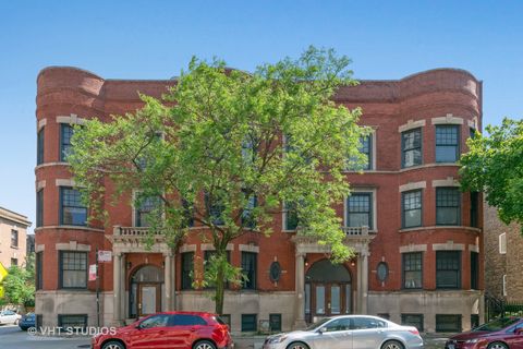 Photo of 537 W Belmont Avenue #3, Chicago, IL 60657 (MLS # 12565306)