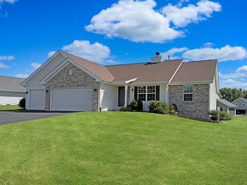 Photo of 12432 Barberry Drive, Winnebago, IL 61088 (MLS # 12457883) Photo of 12432 Barberry Drive, Winnebago, IL 61088 (MLS # 12457883)