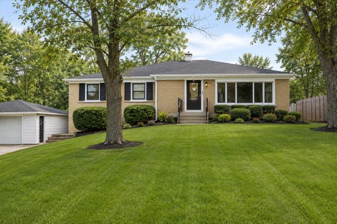 Tiny photo for 8351 W 99th Street, Palos Hills, IL 60465 (MLS # 12729093)