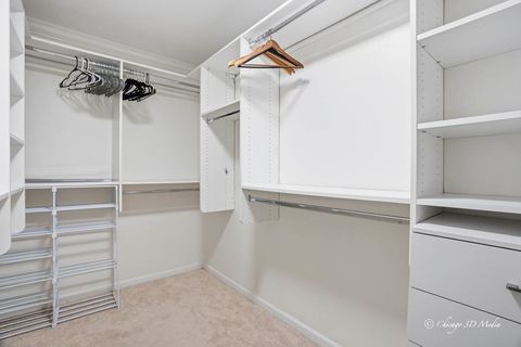 Tiny photo for 1615 E Central Road #122C, Arlington Heights, IL 60005 (MLS # 12601991)