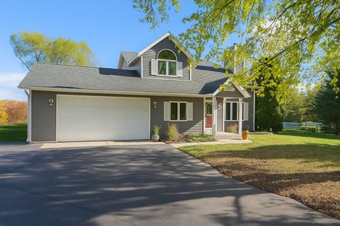 Photo of 1408 Pond Road, Twin Lakes, WI 53181 (MLS # 12508886)