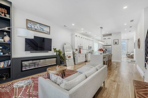 Tiny photo for 1707 S Jefferson Street #2, Chicago, IL 60616 (MLS # 12576554)