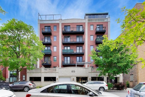 Photo of 815 N MARSHFIELD Avenue #204, Chicago, IL 60622 (MLS # 12596254)