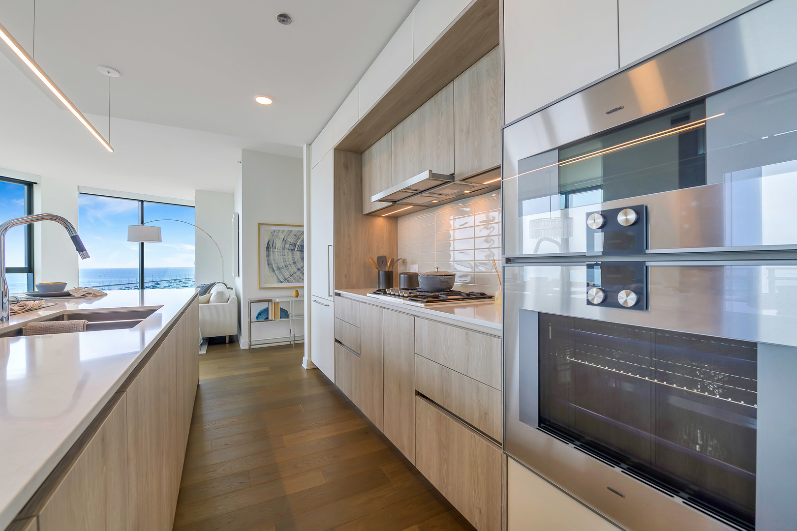 211 N Harbor Drive 1502