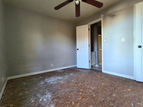 Tiny photo for 425 Sylvan Avenue, Grand Ridge, IL 61325 (MLS # 12537292)