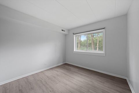 Tiny photo for 2807 Willow Road #103, Homewood, IL 60430 (MLS # 12524308)