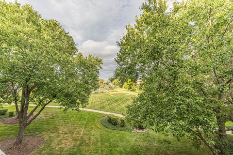 Tiny photo for 1311 S Finley Road #316, Lombard, IL 60148 (MLS # 12757824)