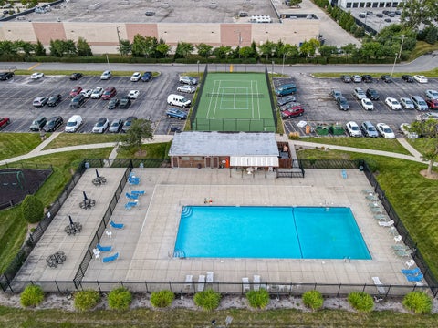 Tiny photo for 1311 S Finley Road #316, Lombard, IL 60148 (MLS # 12757824)