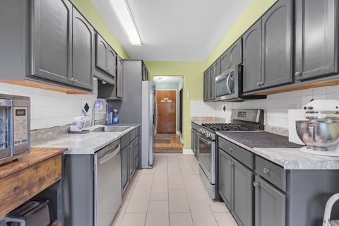 Tiny photo for 1311 S Finley Road #316, Lombard, IL 60148 (MLS # 12757824)