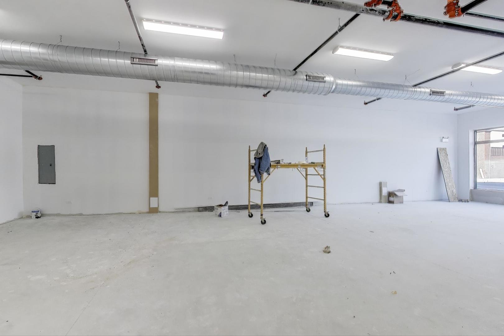 1619 W Lawrence Avenue 1