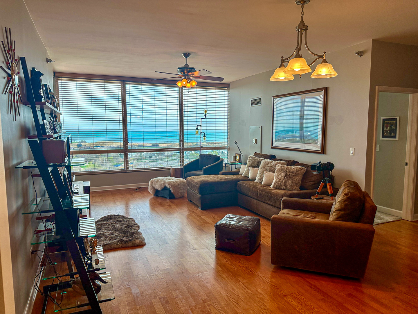 1841 S Calumet Avenue 1403