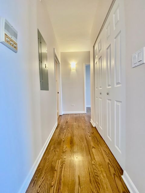 Tiny photo for 3000 S WENTWORTH Avenue #4B, Chicago, IL 60616 (MLS # 12539032)