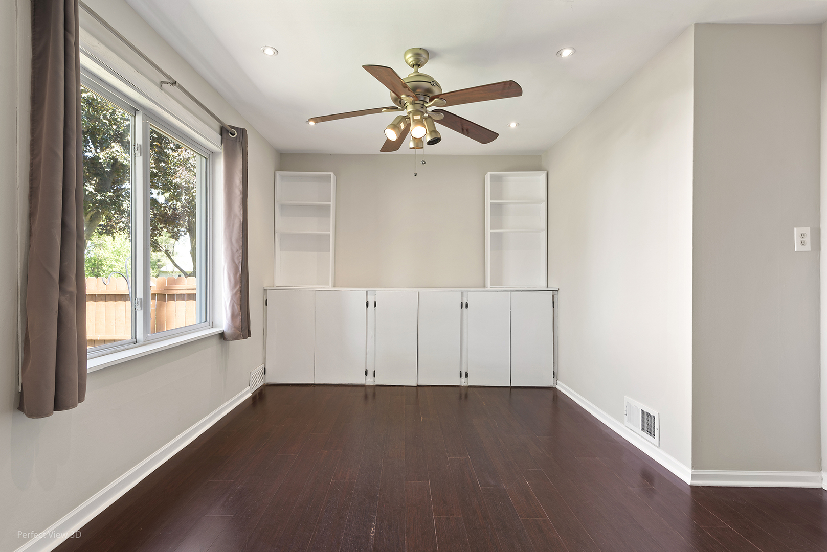 Properties 4 33191 N Sunset Avenue