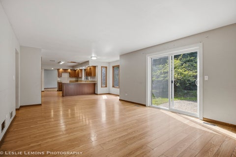 Tiny photo for 745 JAMESTOWNE Court, Sleepy Hollow, IL 60118 (MLS # 12775434)