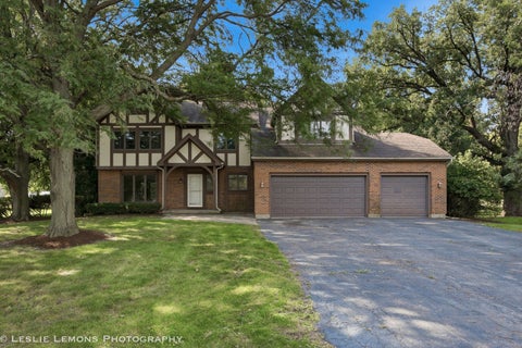 Photo of 745 JAMESTOWNE Court, Sleepy Hollow, IL 60118 (MLS # 12775434)