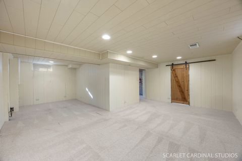 Tiny photo for 882 Hillside Avenue, Glen Ellyn, IL 60137 (MLS # 12564825)