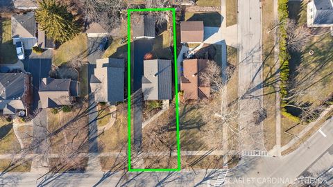 Tiny photo for 882 Hillside Avenue, Glen Ellyn, IL 60137 (MLS # 12564825)