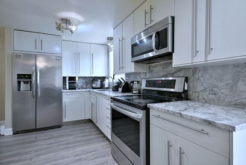 Tiny photo for 2325 N Neva Avenue #401B, Chicago, IL 60707 (MLS # 12689041)