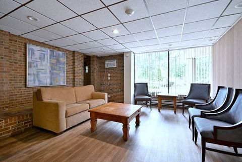 Tiny photo for 2325 N Neva Avenue #401B, Chicago, IL 60707 (MLS # 12689041)