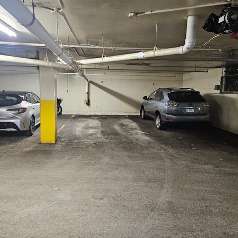 Tiny photo for 1717 W CRYSTAL Lane #310, Mount Prospect, IL 60056 (MLS # 12621557)