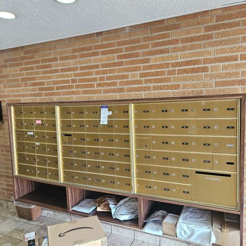 Tiny photo for 1717 W CRYSTAL Lane #310, Mount Prospect, IL 60056 (MLS # 12621557)