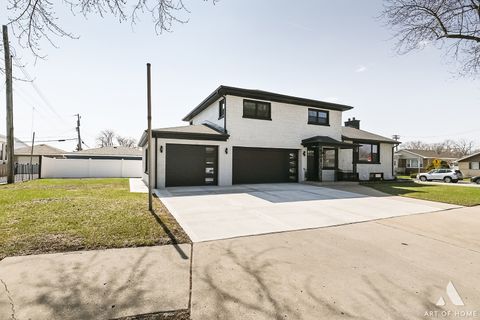 Tiny photo for 10701 S Harding Avenue, Chicago, IL 60655 (MLS # 12607937)