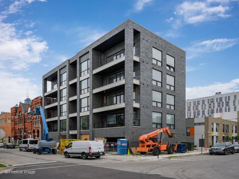 Tiny photo for 515 W Elm Street #302, Chicago, IL 60610 (MLS # 12738396)